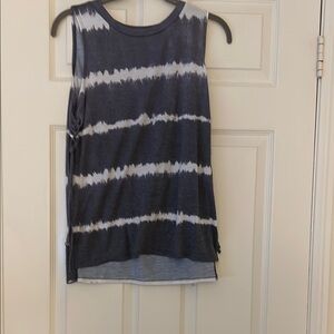 Tie-Dye Sleeveless Top - Gray